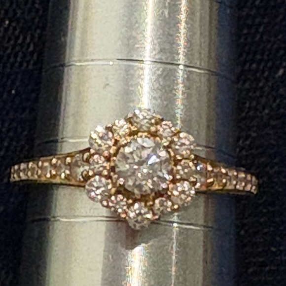 Gorgeous 14K Yellow Gold Stamped (see photos) 1/2 Carat Diamond Ring. Size 7